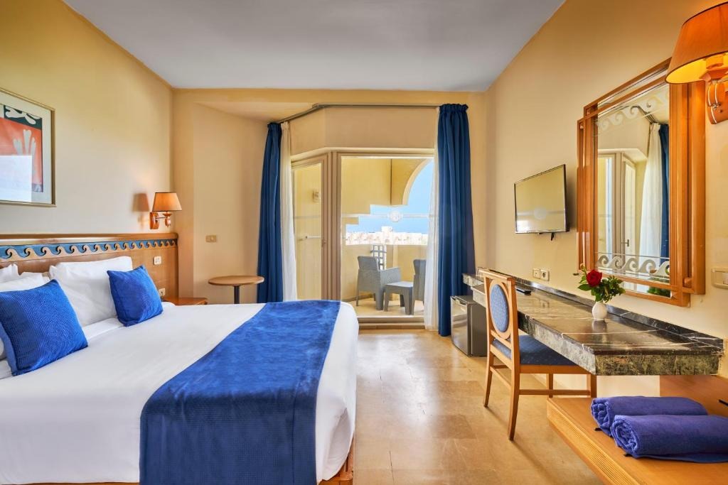 هتل نهروییس ریزورت و تالاسو